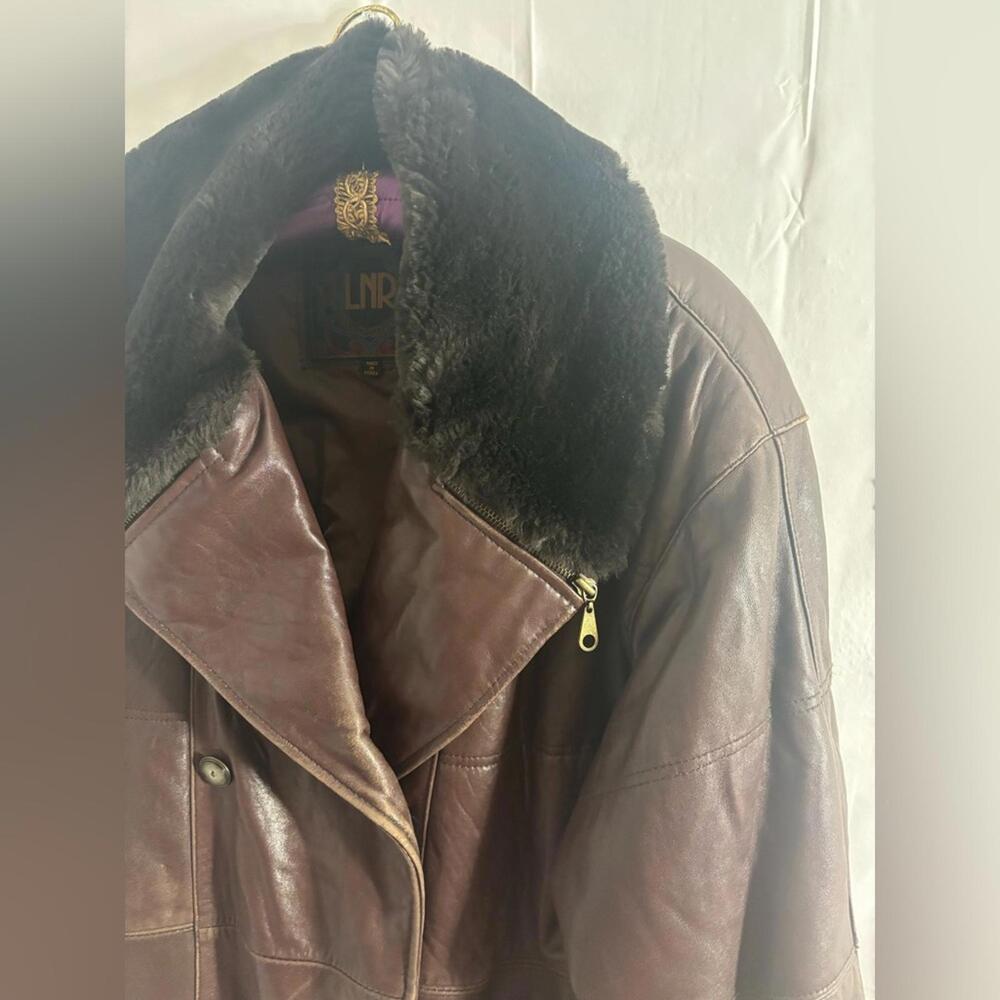 VTG Brown Oversized Genuine Leather Pilot Style Jacket Faux Fur Collar Men’s M - Picture 14 of 15